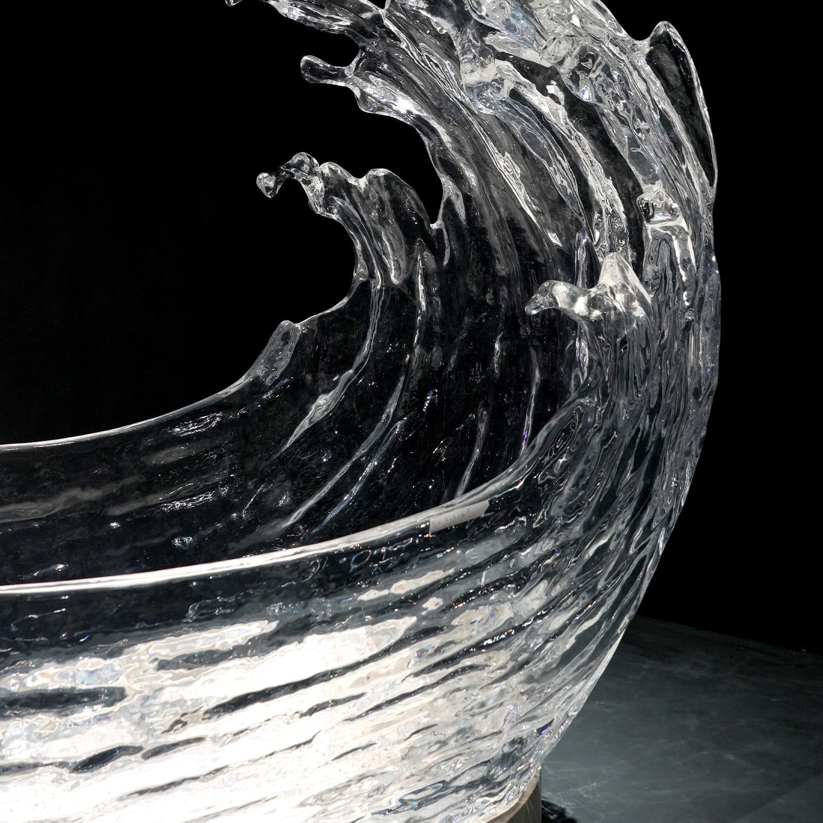 Elite Stylish Crystal Wave-Shaped Modern Bathtub for Sale EC-04